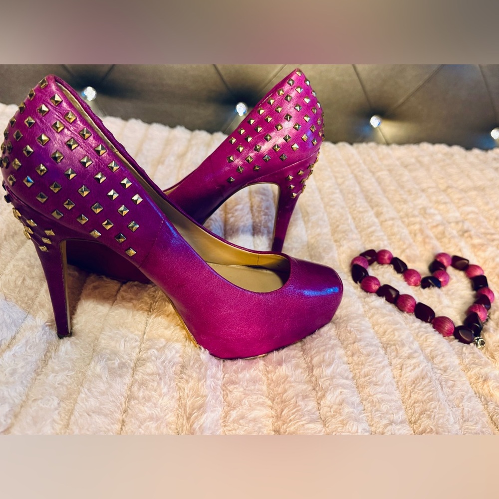 💜 Dolce Vita Studded Platform Pumps – Size 9